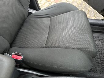 Toyota Corolla 2.0 D-4D Sol Hatchback - 13