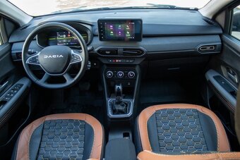 Dacia Jogger Extreme HYBRID - 13