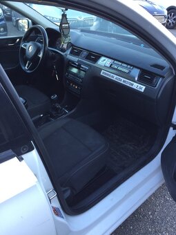 Škoda Rapid 1.6 TDI 90k Ambition  2 800 € - 13