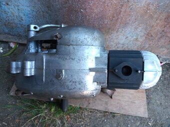 predám motor na Jawa 555 - 13