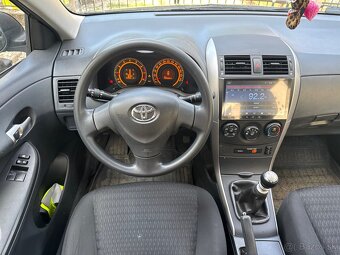 Toyota Corolla 1.33vvti benzin PLNE POJAZDNÉ - 13