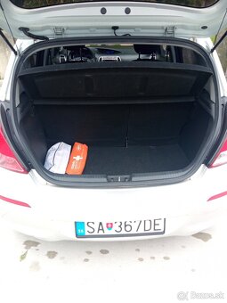 Hyundai i20 1.2i 63kw - 13