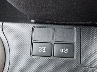 Toyota Urban Cruiser 1.4 I D-4D AWD Sol. - 13