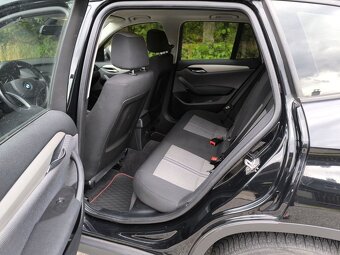 BMW X1 2,0i sDRIVE - 13