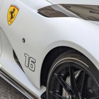 Ferrari 812 CompetizioneA | MR Collection 1/18 - 13