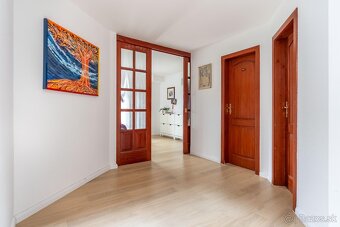 Predaj jedinečného rodinného domu v srdci Trnavy – za histor - 13