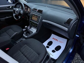 Skod Octavia 1.6Tdi-tazne-vyhrev-radio dotyk. - 13