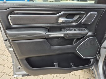 DODGE RAM 1500 5,7 HEMI 2022 GT 46 000 km - 13