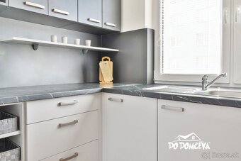 DO DOMČEKA |  Svetlý 2-izbový byt s balkónmi a parkovaním na - 13