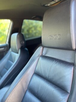Volkswagen Golf VI GTi - 13