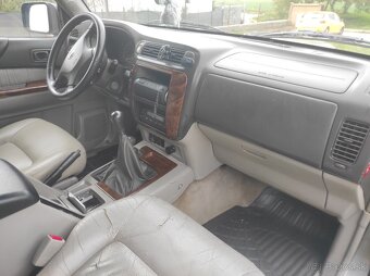 Nissan Patrol 3.0 - 13