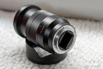 Sony ZEISS FE 24-70 f/4 ZA OSS Vario-Tessar T - 13