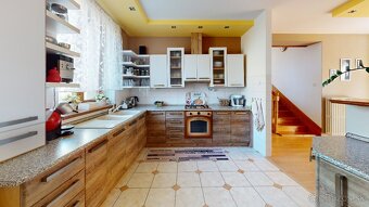 Moderný rodinný dom v tichej a vyhľadávanej lokalite vo VK - 13