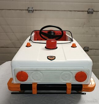 Slapacie autičko - 13