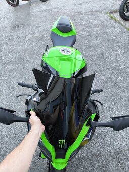 Kawasaki Ninja ZX-10R - 13