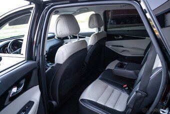 Kia Sorento 2.2 CRDi VGT 4WD ISG Platinum A/T - 13