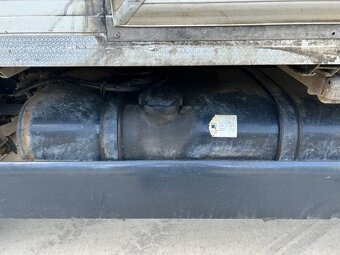 MAN TGL 12.220 4x2 s hydraulickým čelom - 13