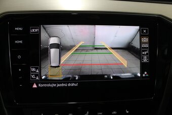 Volkswagen Passat Variant 2.0 TDI Elegance DSG - 13