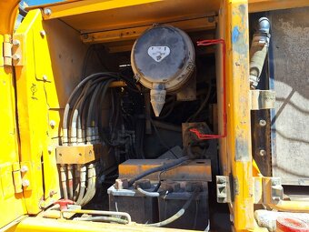 JCB JS 210L - 13