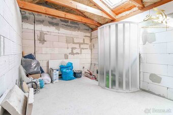 Rodinný dom v Malackách – ideálna príležitosť dokončiť podľa - 13