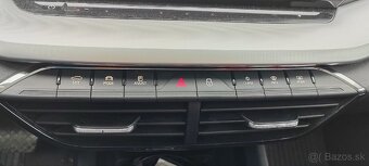 Škoda Octavia 4 Combi 2.0 TDI DSG 9/2021 - 13