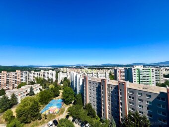 REZERVOVANÁ - Priestranná garsónka 28m2 - sídlisko KVP - 13