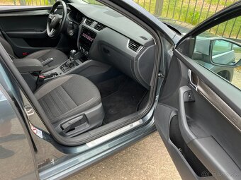 Škoda Octavia Combi Scout 2.0 TDI 4x4 135kw 7-DSG - 13