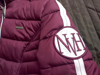 NOVA znackova damska bunda - 13