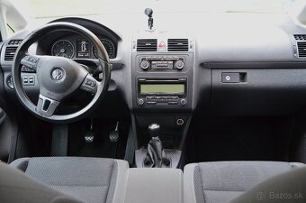Volkswagen Touran 1.6 TDI Panorama - 13