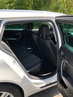 Opel Insignia ST 96 kW - 13