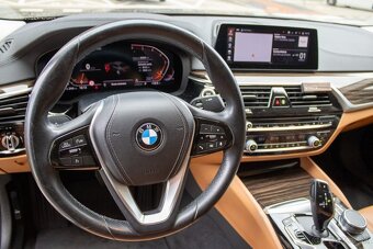 BMW Rad 5 520d xDrive A/T - 13