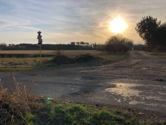 Veľký Pozemok 45 172 m² pri Malých Levároch - 13