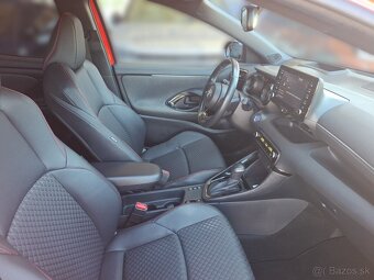 Toyota Yaris 1.5 Hybrid Dynamic Force e-CVT FIRST EDITION - 13