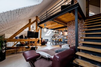 Na predaj "LOFT" špecifický štýl bývania v centre,Štúrova  - 13