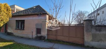 Predaj, pozemok 2086 m2 na výstavbu 4 RD, obec Mostová, okre - 13