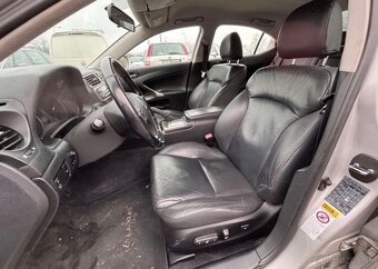 Lexus IS IS 220d 130KW,EXCLUSIVE,KUZE nafta manuál 130 kw - 13