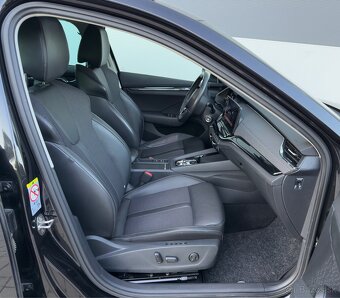 Škoda Octavia IV Combi 2.0 TDi DSG Virtual ŤAŽNÉ KESSY - 13