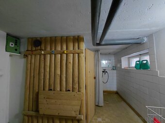 Rodinný dom Bojice,garáž, 958 m2 - 13