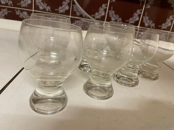 Darujem poháre - 13