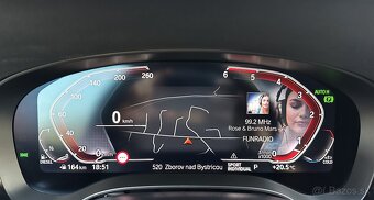 BMW 520d xDrive A/T FACELIFT, KAMERA, NAVI, FULL LED, ŤAŽNÉ - 13