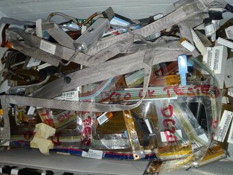 Nabíjačky, Adaptery, Káble VGA,LAN atd. - 13