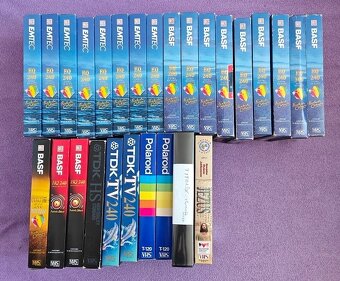 Videorekordér Panasonic hifi SVHS + 27ks kazet - 13