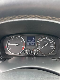 Predám Renault Lagunu - 13