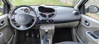 Renault TWINGO 1,2 43kw 2008 - 13