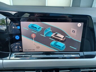 VW Golf Variant Life 1.0 eTSI DS7 - 13