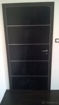 MONTAZ NABYTKU,POKLADKA PLAVAJUCEJ PODLAHY, NIVELOVANIE - 13