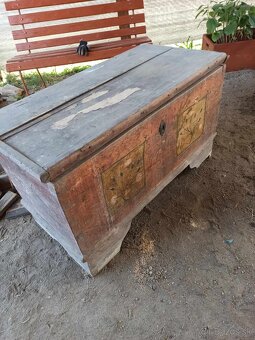 Truhlica starozitnost - 13