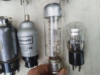 Staré Elektrónky - 13