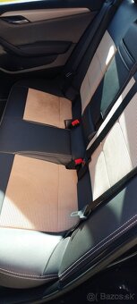 BMW X1 x Drive 18 d - 13