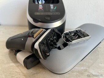 Braun S9 PRO+ (čistiace stanica, cestovné puzdro, adaptér) - 13